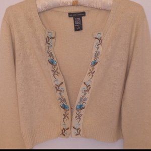 Women's Tan NEW YORK & COMPANY Sweater with Embroidery Size L